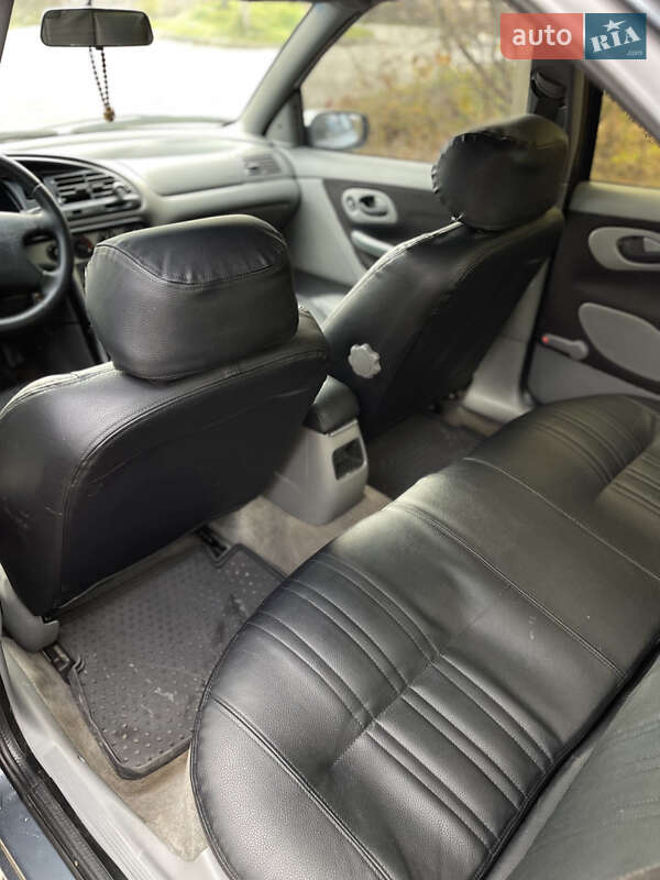 Лифтбек Ford Mondeo 1994 в Хмельницком