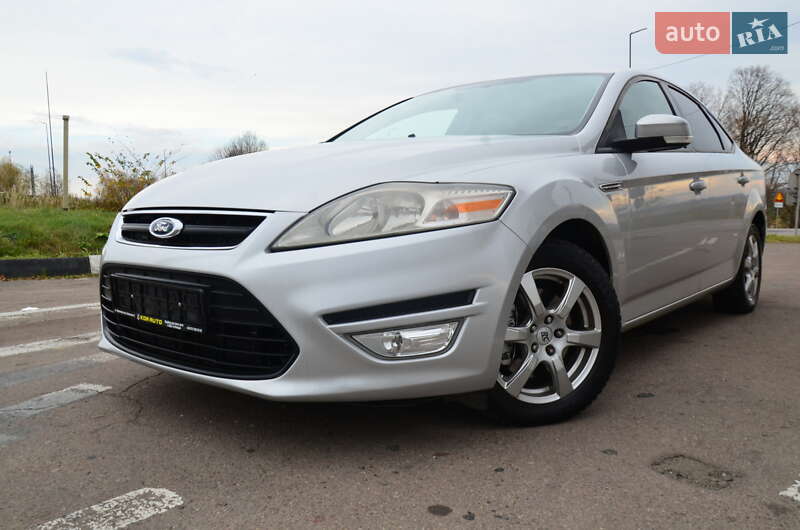 Седан Ford Mondeo 2013 в Дрогобыче