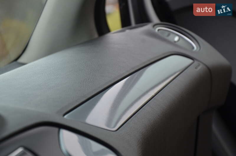 Седан Ford Mondeo 2013 в Дрогобыче