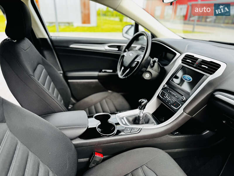Універсал Ford Mondeo 2016 в Здолбуніві фото 42 Універсал Ford Mondeo 2016 в Здолбуніві