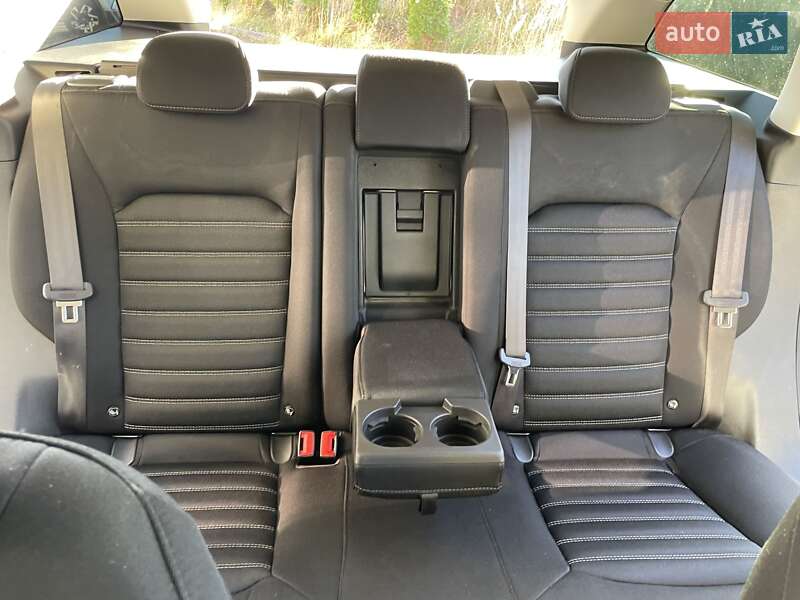 Универсал Ford Mondeo 2017 в Золочеве фото 48 Универсал Ford Mondeo 2017 в Золочеве