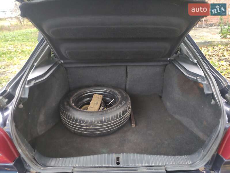 Лифтбек Ford Mondeo 1995 в Виннице