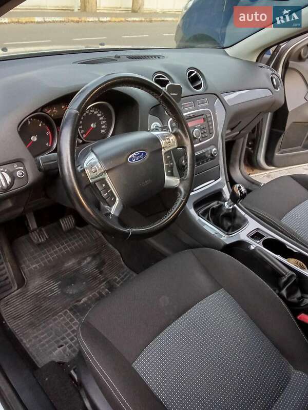 Седан Ford Mondeo 2012 в Киеве фото 25 Седан Ford Mondeo 2012 в Киеве