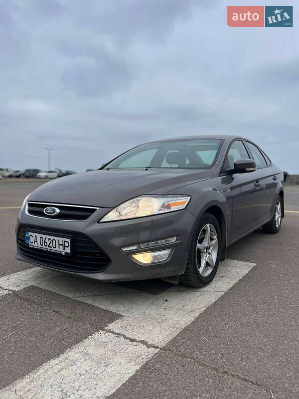 Седан Ford Mondeo 2012 в Черкассах