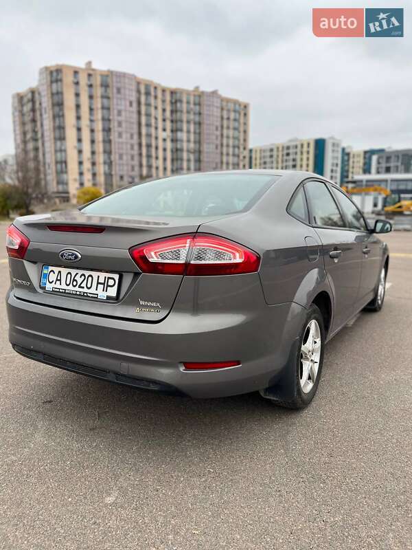Седан Ford Mondeo 2012 в Черкассах