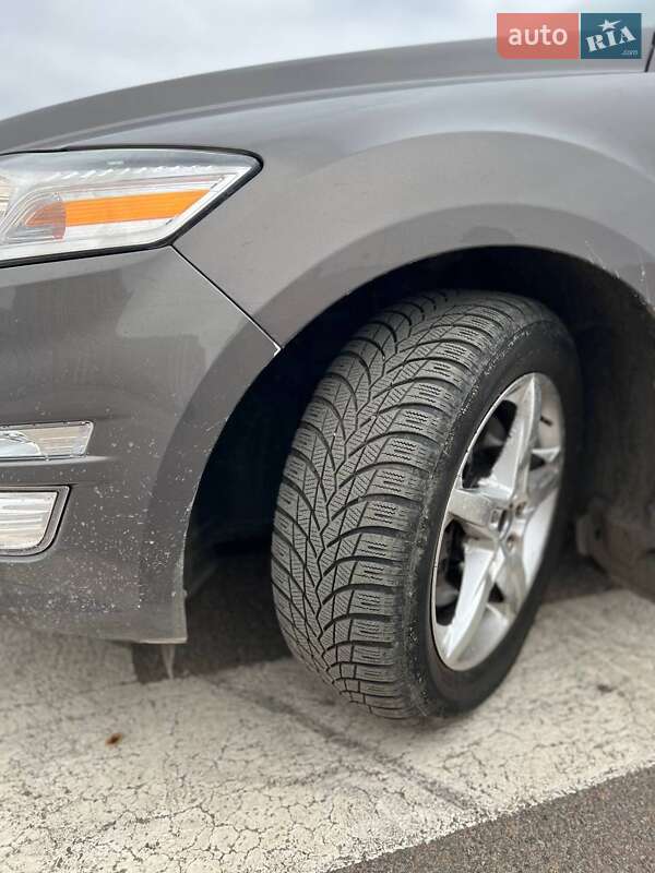 Седан Ford Mondeo 2012 в Черкассах