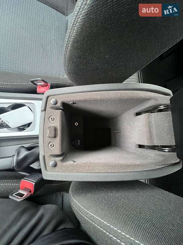 Седан Ford Mondeo 2012 в Черкассах