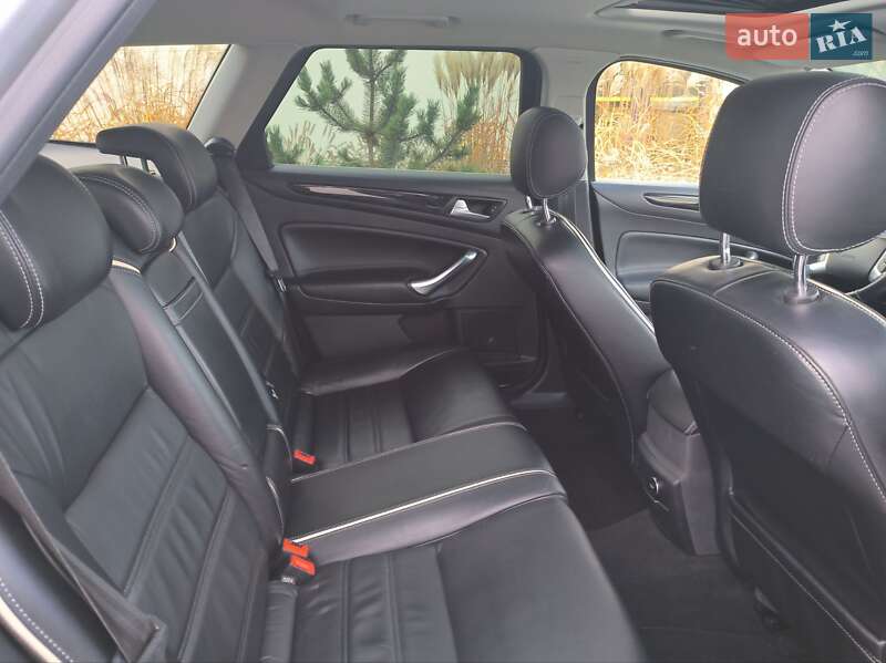 Универсал Ford Mondeo 2013 в Луцке