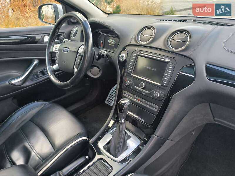 Универсал Ford Mondeo 2013 в Луцке
