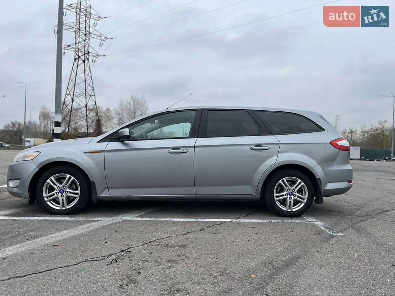 Универсал Ford Mondeo 2010 в Киеве