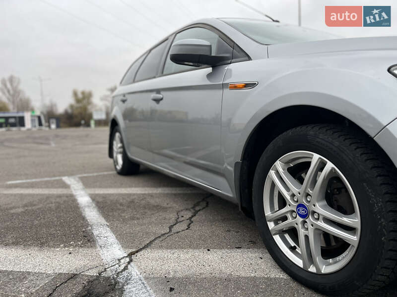 Универсал Ford Mondeo 2010 в Киеве