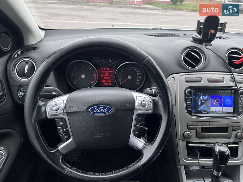 Универсал Ford Mondeo 2010 в Киеве