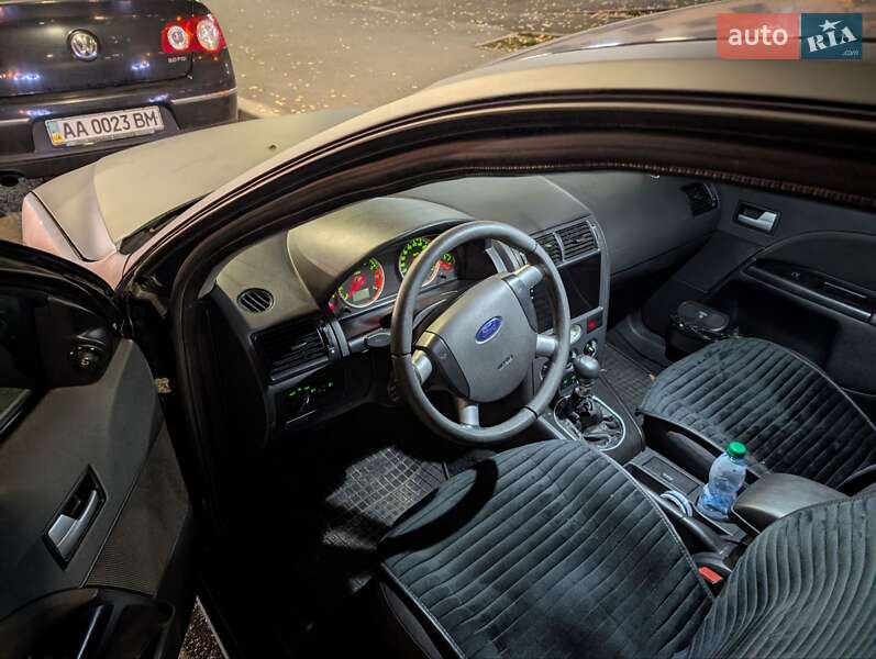 Ліфтбек Ford Mondeo 2001 в Києві фото 5 Ліфтбек Ford Mondeo 2001 в Києві