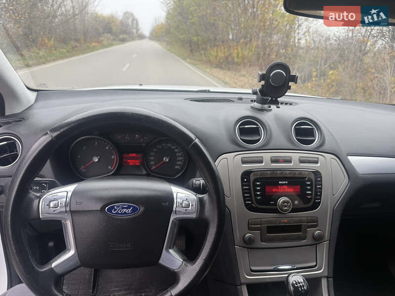 Ліфтбек Ford Mondeo 2010 в Києві фото 20 Ліфтбек Ford Mondeo 2010 в Києві