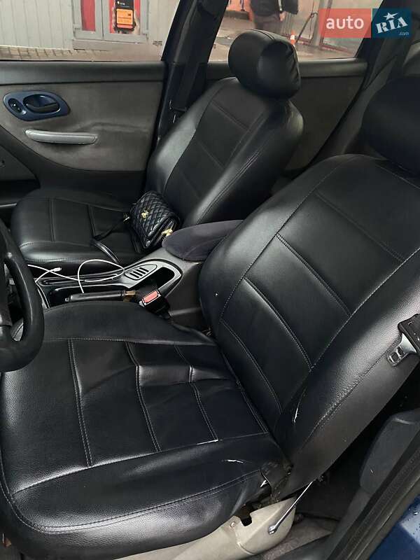 Седан Ford Mondeo 1995 в Хмельницком фото 10 Седан Ford Mondeo 1995 в Хмельницком