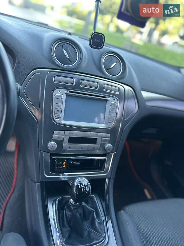 Универсал Ford Mondeo 2010 в Ярмолинцах