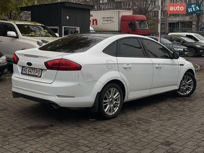Седан Ford Mondeo 2011 в Дніпрі