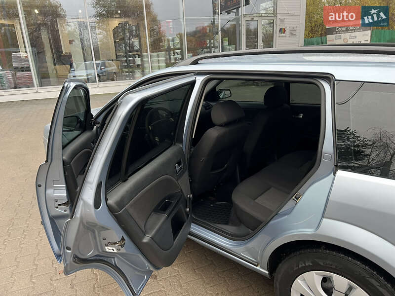 Универсал Ford Mondeo 2004 в Черновцах