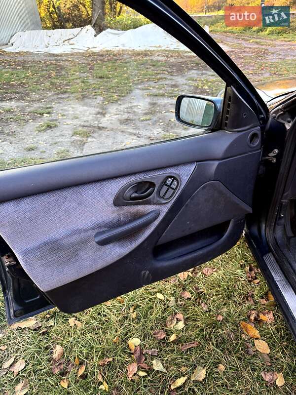 Лифтбек Ford Mondeo 1997 в Бродах фото 10 Лифтбек Ford Mondeo 1997 в Бродах