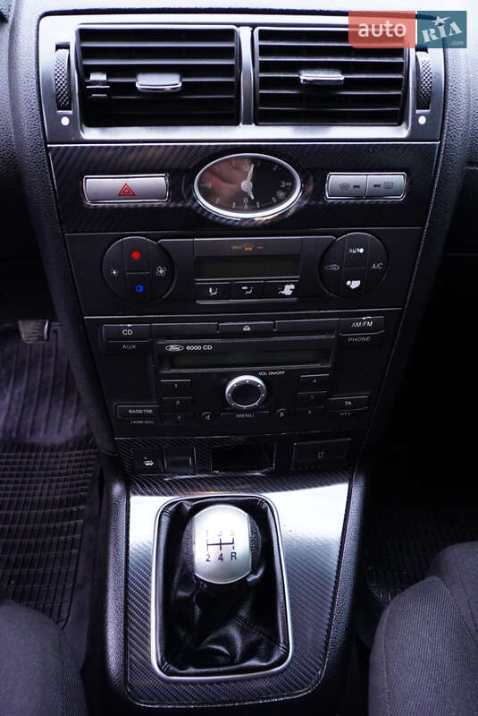 Универсал Ford Mondeo 2003 в Стрые