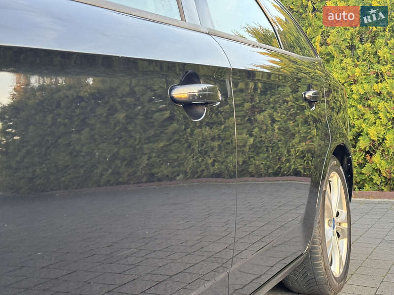 Універсал Ford Mondeo 2011 в Стрию