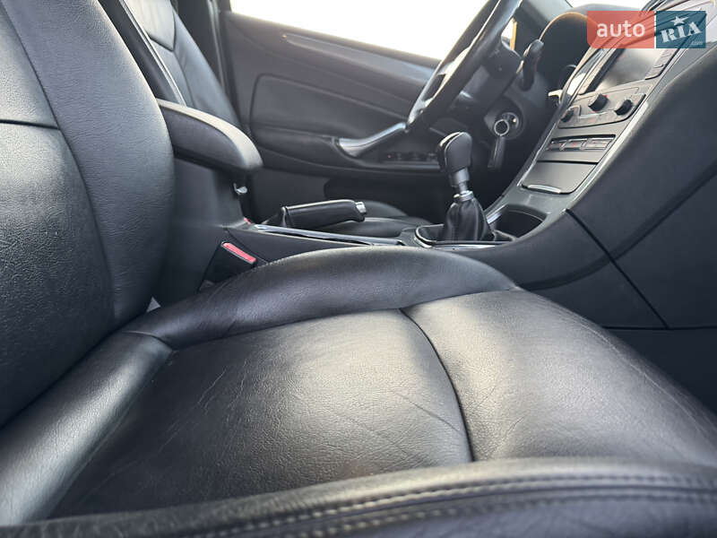 Універсал Ford Mondeo 2011 в Стрию