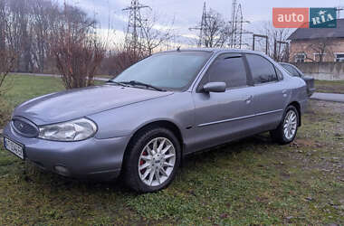 Ліфтбек Ford Mondeo 1996 в Коломиї