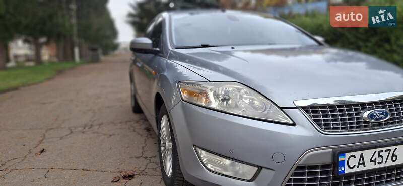 Лифтбек Ford Mondeo 2010 в Христиновке