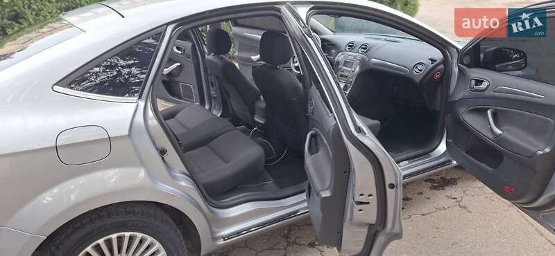 Лифтбек Ford Mondeo 2010 в Христиновке