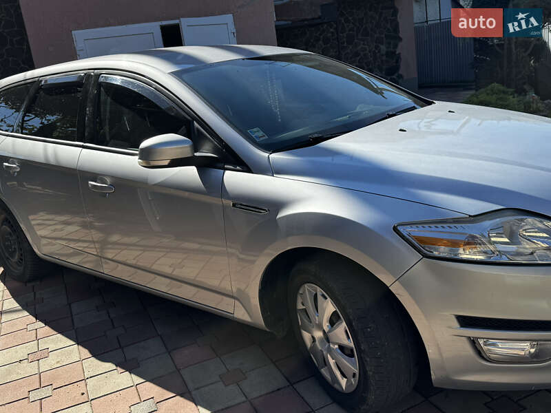 Универсал Ford Mondeo 2012 в Ужгороде фото Универсал Ford Mondeo 2012 в Ужгороде