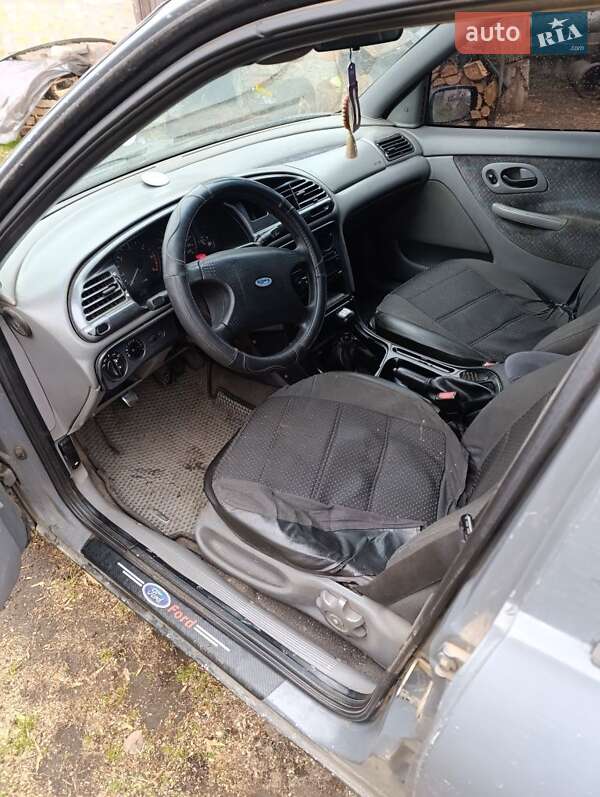 Седан Ford Mondeo 1994 в Черкассах фото 4 Седан Ford Mondeo 1994 в Черкассах