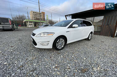 Універсал Ford Mondeo 2012 в Чернівцях