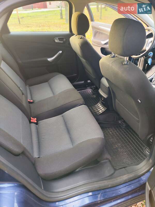 Седан Ford Mondeo 2007 в Сумах