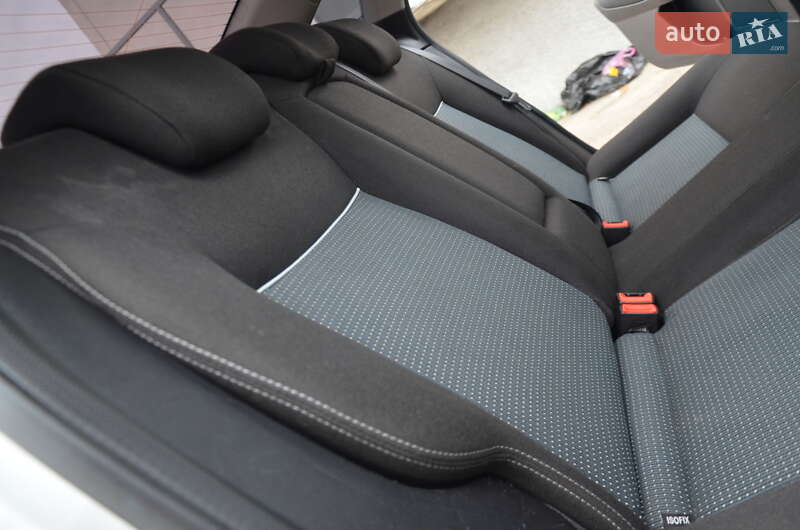 Седан Ford Mondeo 2013 в Дрогобыче фото 52 Седан Ford Mondeo 2013 в Дрогобыче