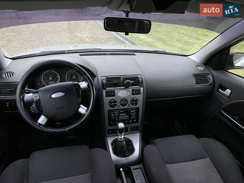 Седан Ford Mondeo 2000 в Львові