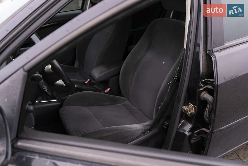 Універсал Ford Mondeo 2004 в Ужгороді