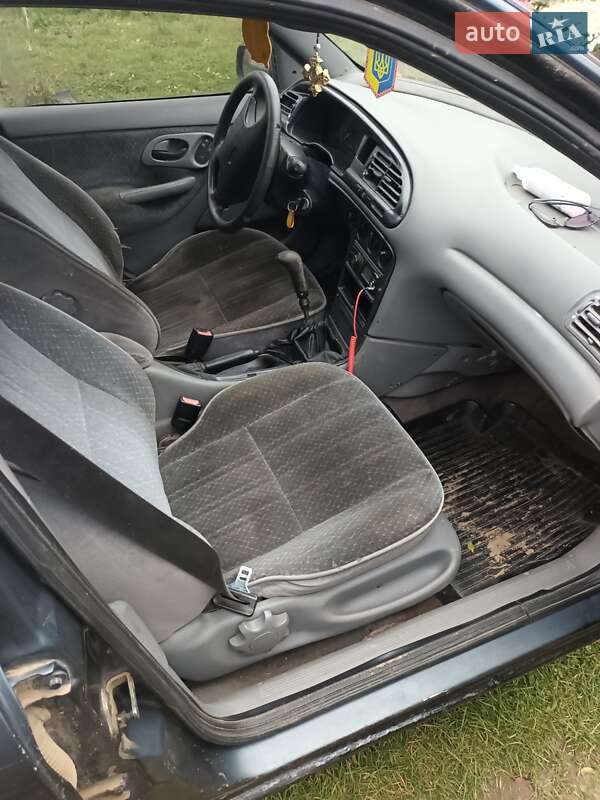 Седан Ford Mondeo 1993 в Демидовке фото 3 Седан Ford Mondeo 1993 в Демидовке