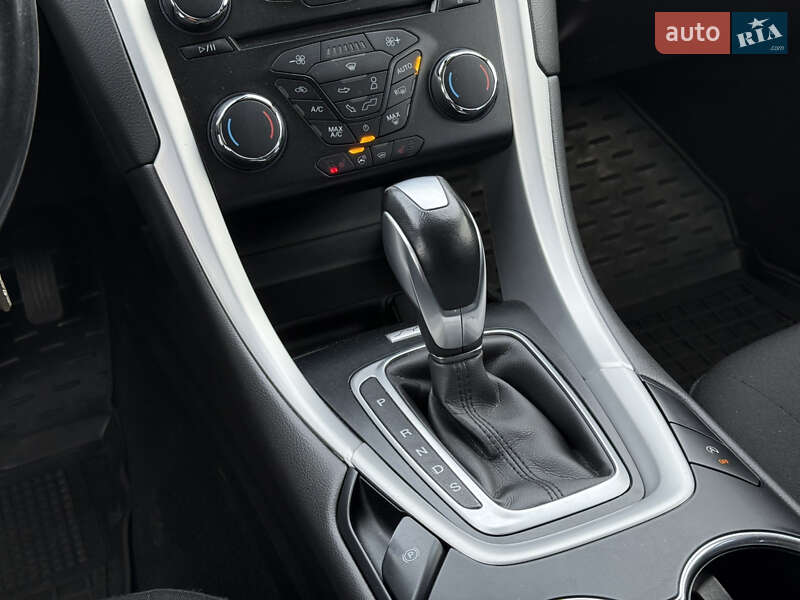 Лифтбек Ford Mondeo 2017 в Киеве