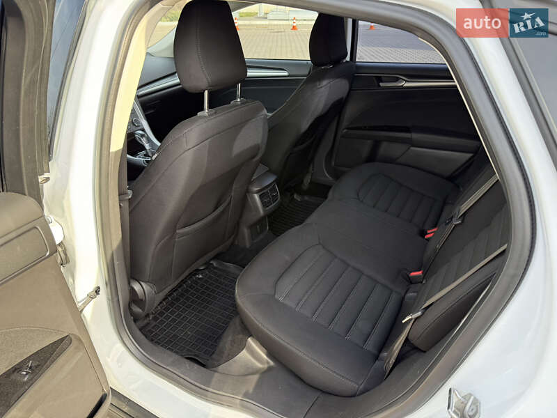 Лифтбек Ford Mondeo 2017 в Киеве