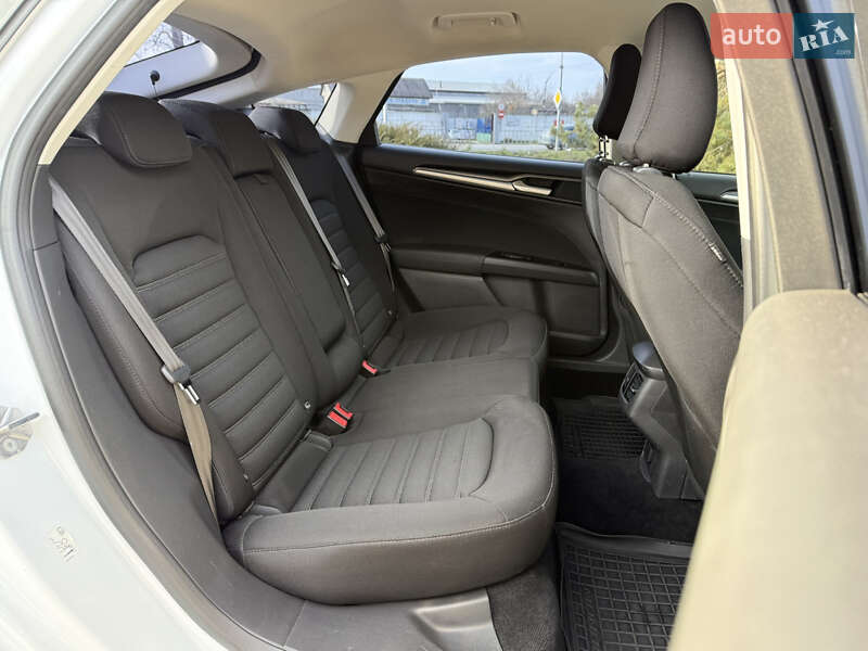 Лифтбек Ford Mondeo 2017 в Киеве