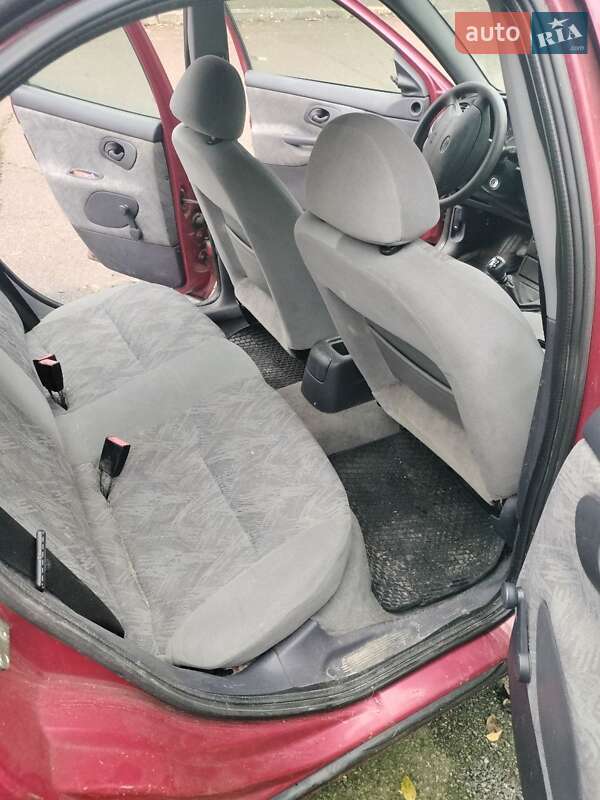 Седан Ford Mondeo 1997 в Киеве