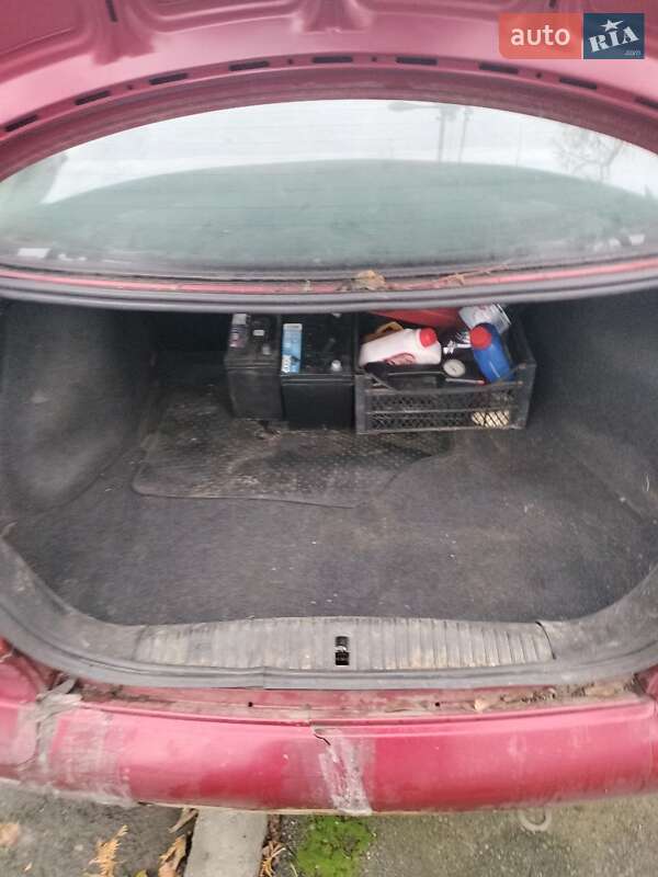 Седан Ford Mondeo 1997 в Киеве