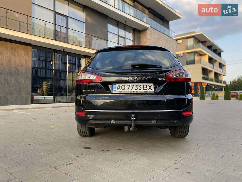 Универсал Ford Mondeo 2011 в Ужгороде
