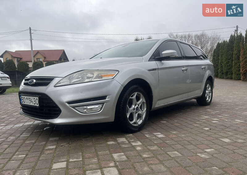 Універсал Ford Mondeo 2013 в Золочеві