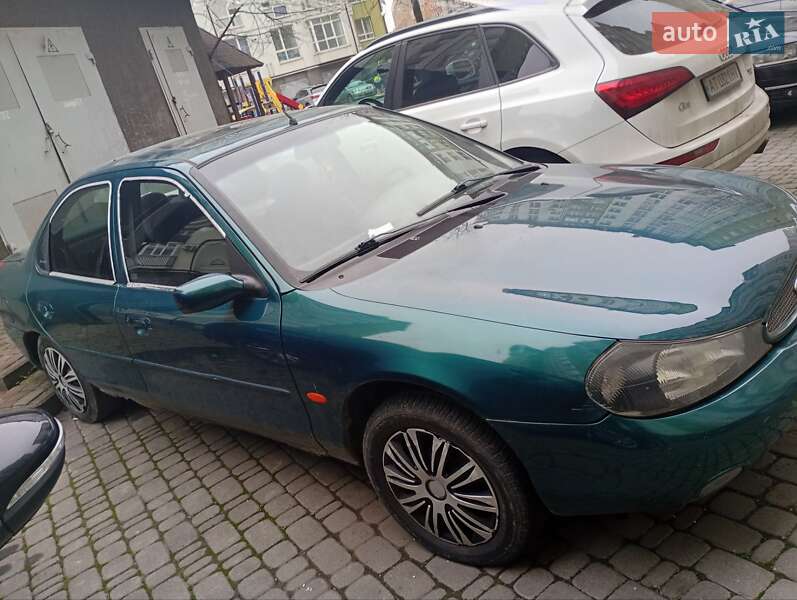 Седан Ford Mondeo 1996 в Ивано-Франковске