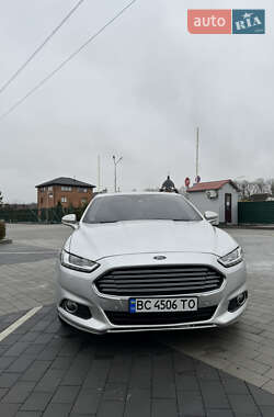 Седан Ford Mondeo 2015 в Городке