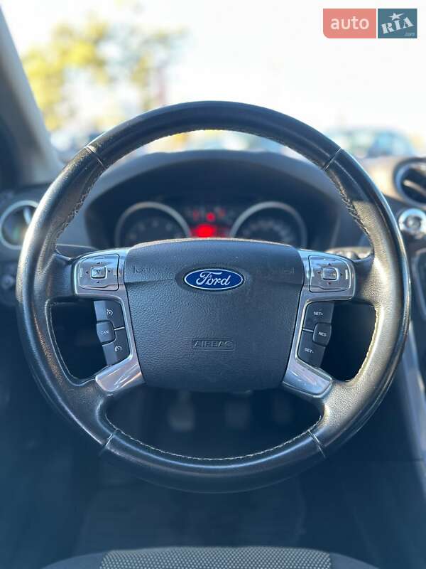 Седан Ford Mondeo 2011 в Білогородці фото 35 Седан Ford Mondeo 2011 в Білогородці