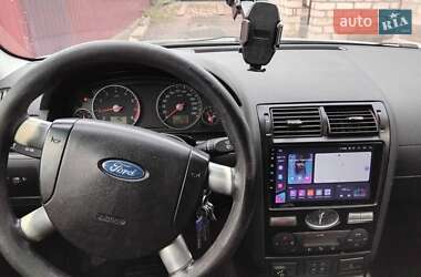Седан Ford Mondeo 2006 в Глухове