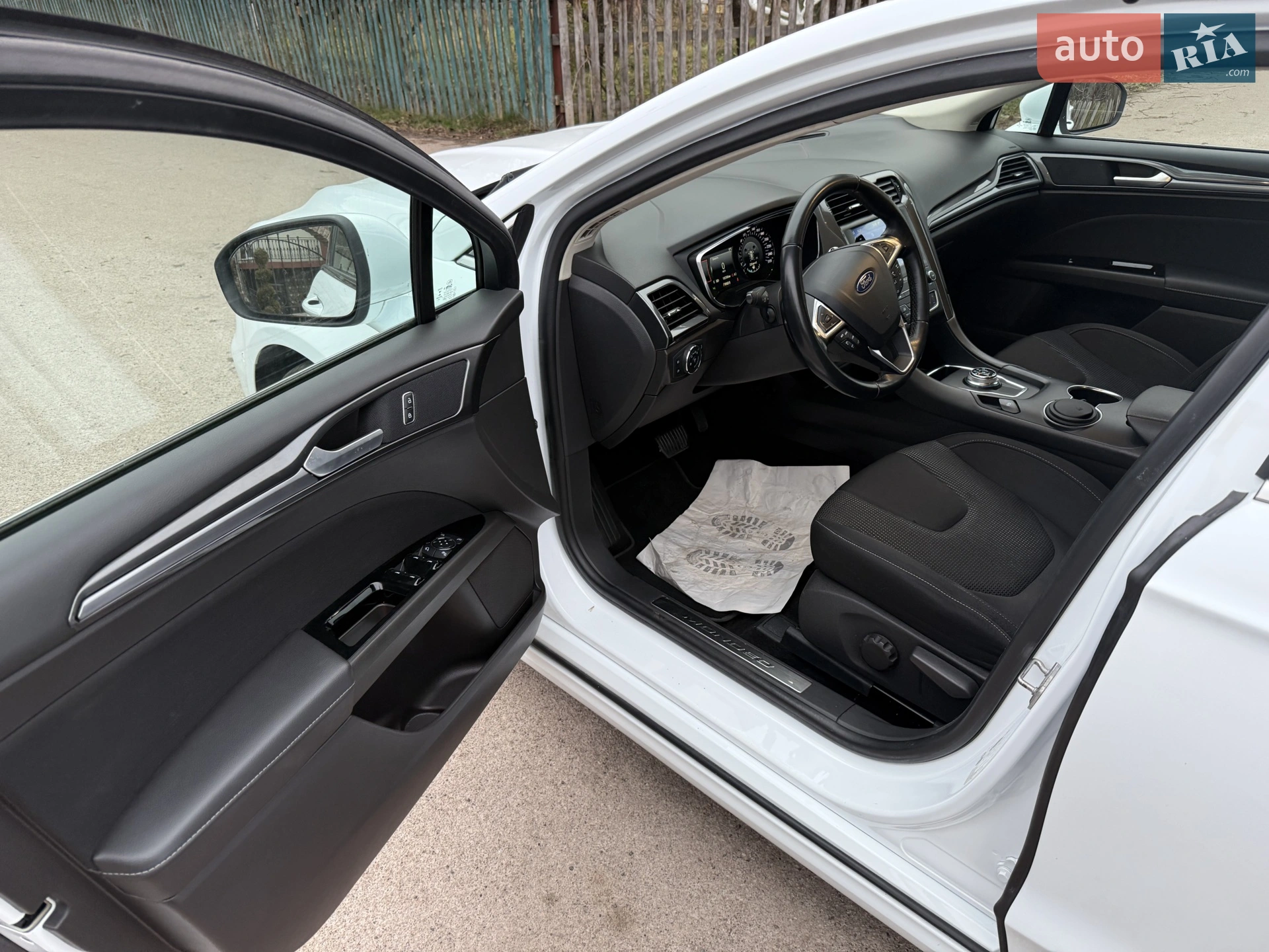 2020 Ford Mondeo - мініатюра 13