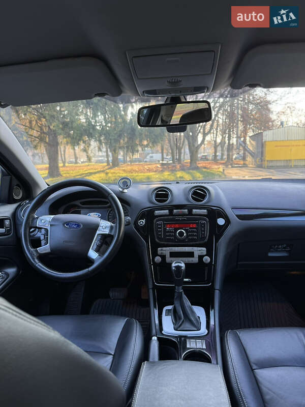 Универсал Ford Mondeo 2010 в Ровно